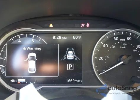 2025 Nissan Versa 1.6 Sv z USA, uszkodzony, nr VIN 3N1CN8EV5SL832380